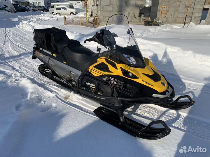 Снегоход BRP Skandic WT 600 ACE