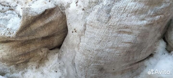 Куриный помет в мешках