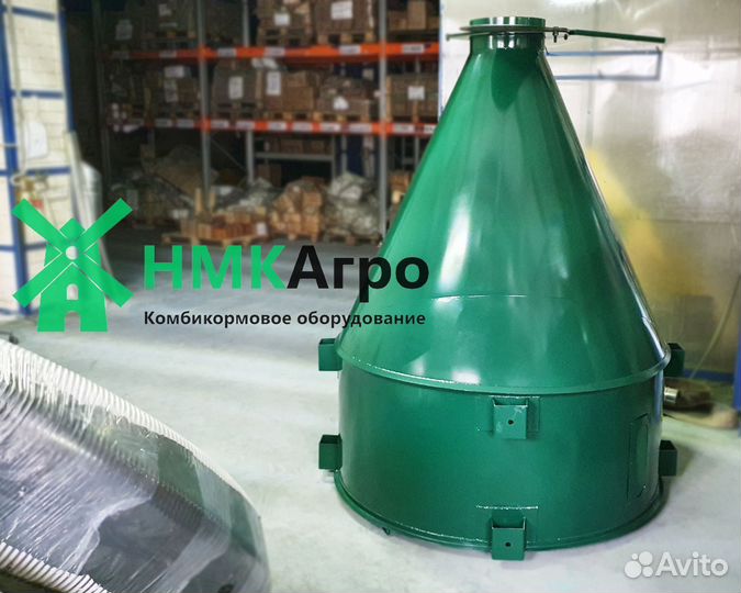 Бункер для зерна и комбикорма