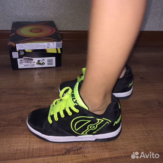 Кроссовки Heelys