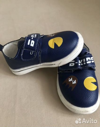 Кроссовки, кеды детские 24 размер