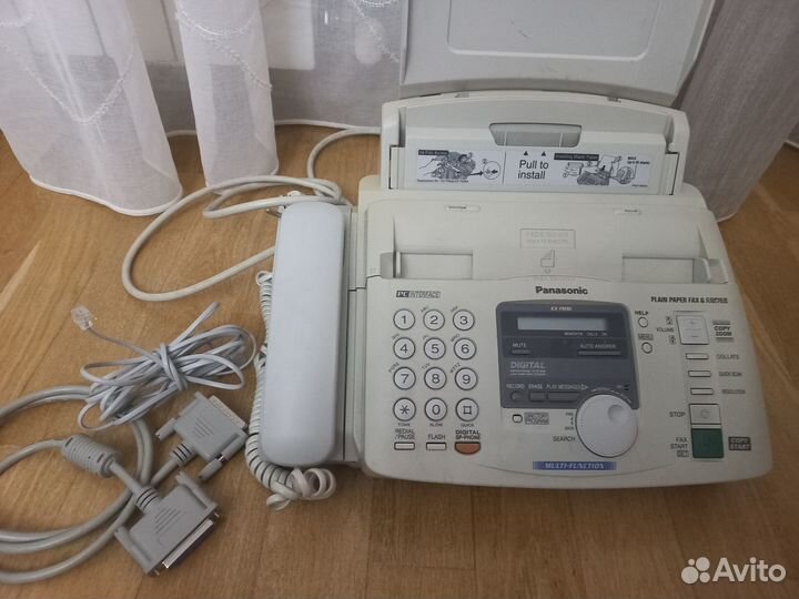 Факсимильный аппарат Panasonic KX-FM90RU