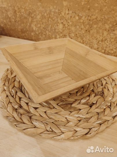 Деревянная тарелка