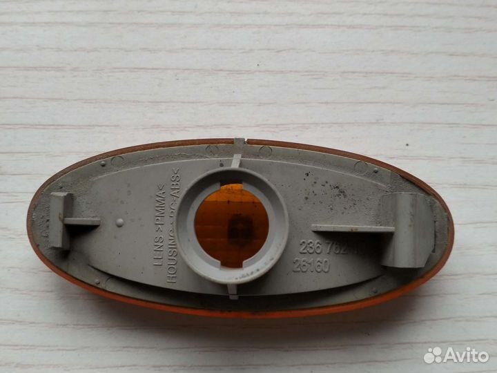 Повторитель поворота Nissan almera