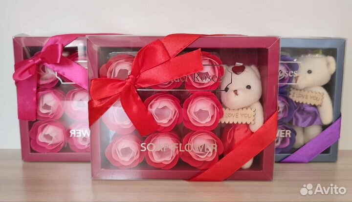 Розы из мыла набор с мишкой на 8 марта цветы