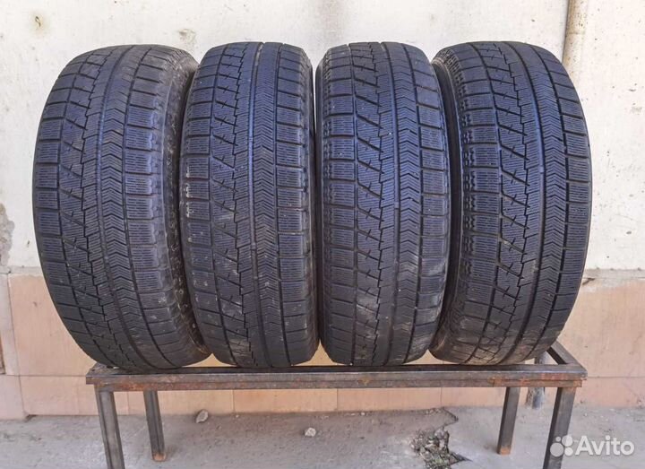 Bridgestone Blizzak VRX 205/60 R16 92Q
