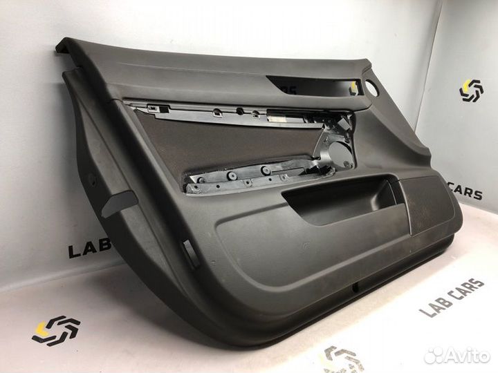 Обшивка двери передняя левая Audi A6 C6 BDW 2.4