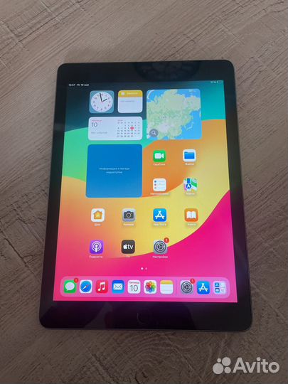 Планшет apple iPad 6
