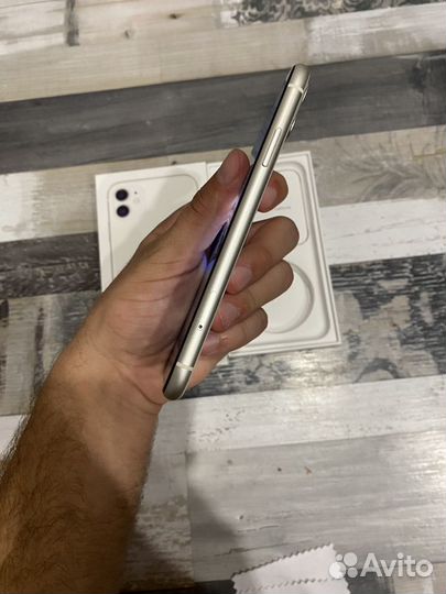 iPhone 11, 128 ГБ