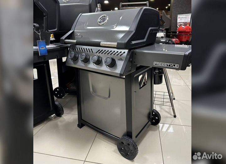 Газовый гриль Napoleon Freestyle 425 SB