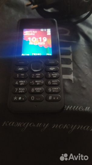 Кнопочный телефон Nokia