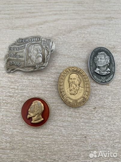 Значки СССР