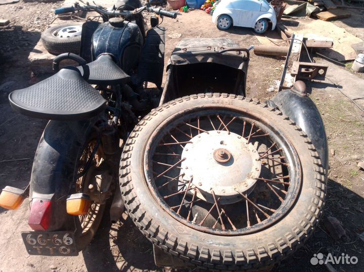 Мотоцикл Днепр мт11