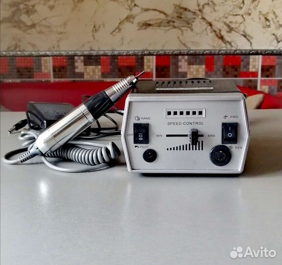 Аппарат для маникюра и педикюра