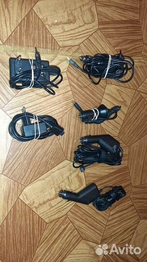 Зарядное устройство для телефонов и другие