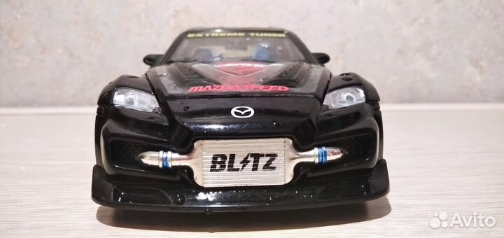 Модели автомобилей 1:24