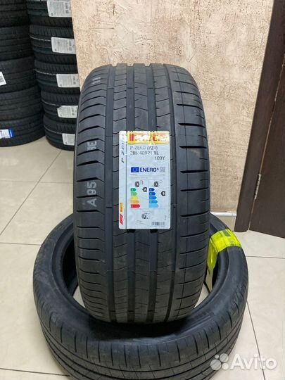 Pirelli P Zero PZ4 285/40 R21 109Y