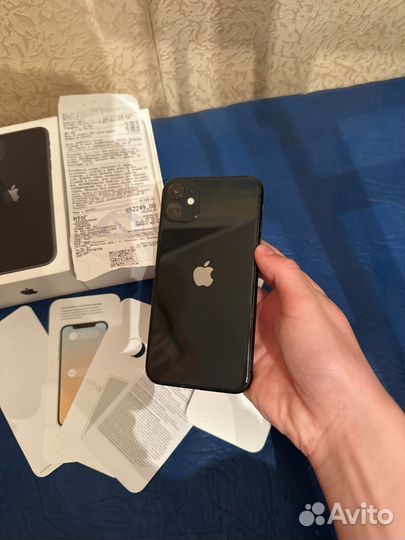 iPhone 11, 64 ГБ