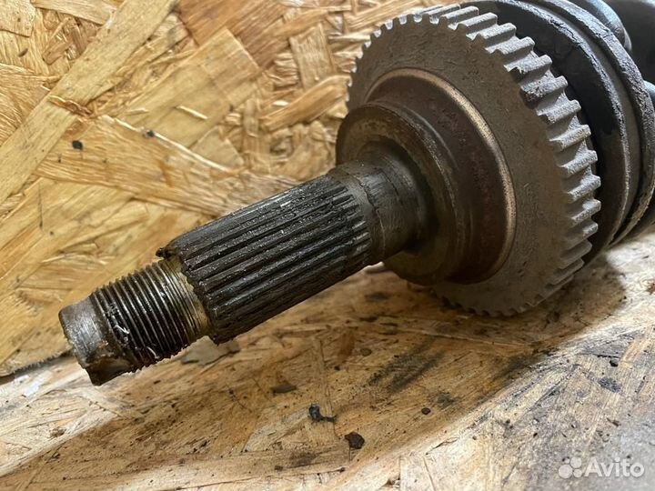 Привод правый Киа Спектра АКПП и МКПП