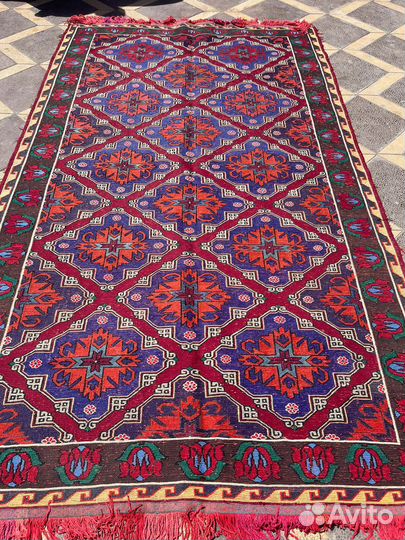 Ковер ручной работы