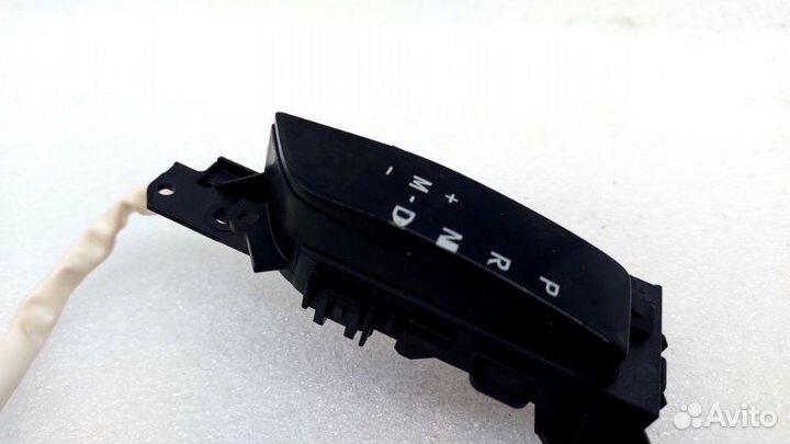 Индикатор выбора скоростей Toyota Rav4 XA50