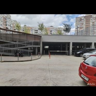 Машиноместо, 13 м²