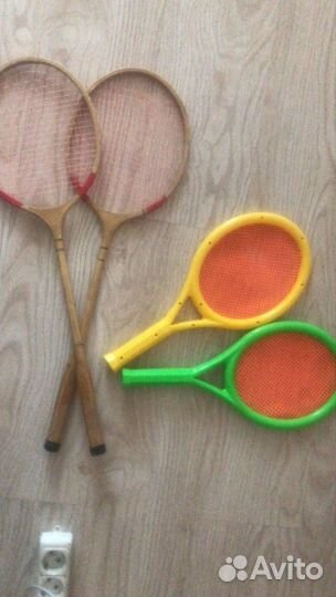 Ракетка для бадминтона и игры в мяч