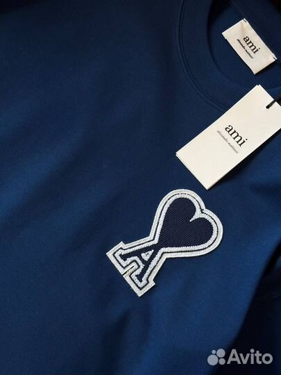 Футболка Ami paris