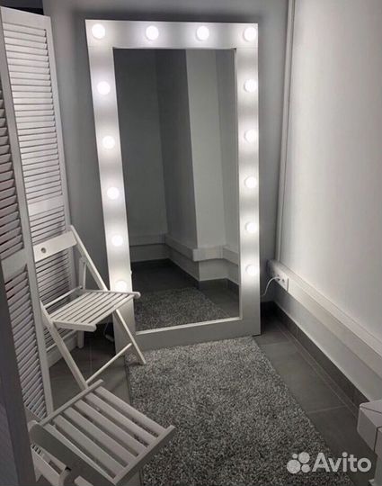 Гримерное зеркало