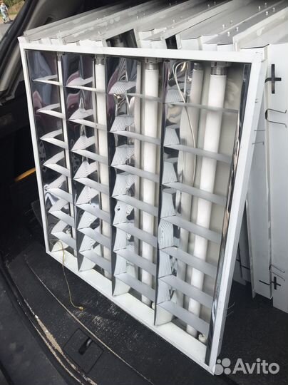 Светильник потолочный