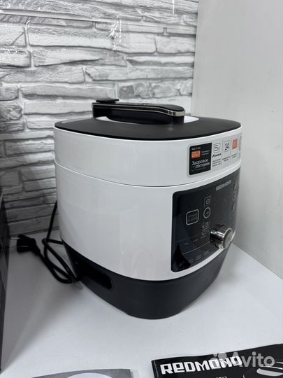 Мультиварка скороварка Redmond