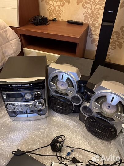 Музыкальный центр philips