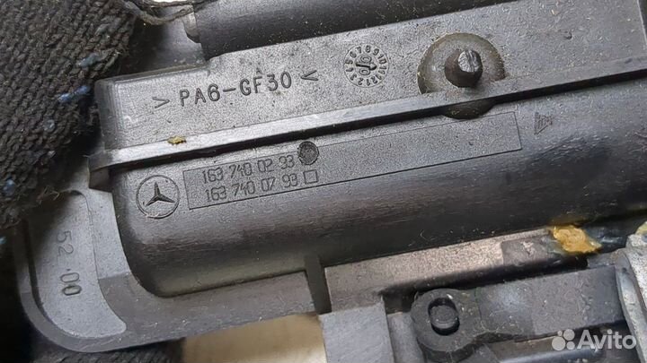 Ручка крышки багажника Mercedes ML W163, 2001