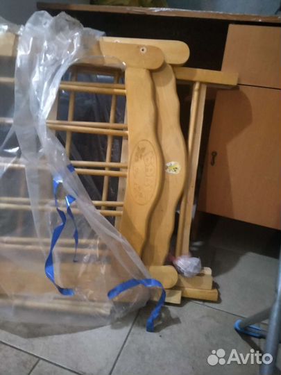 Детская кроватка