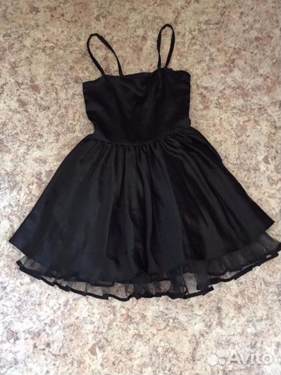 Платье праздничное