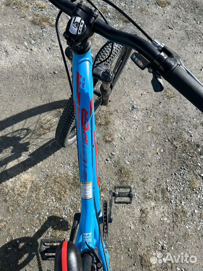 Продам велосипед GT