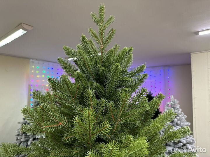 Елка искусственная 
