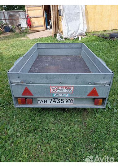 Прицеп лав 81011В 2*1,2м