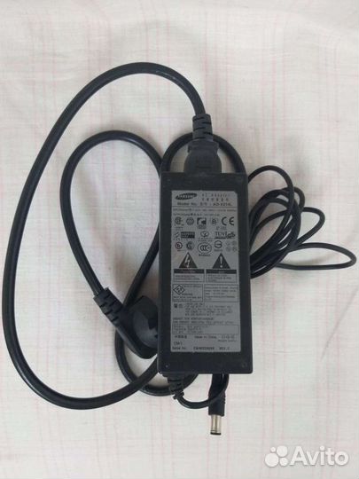 Блок питания для ноутбука