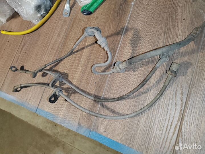 Армированые тормозные шланги celica st205