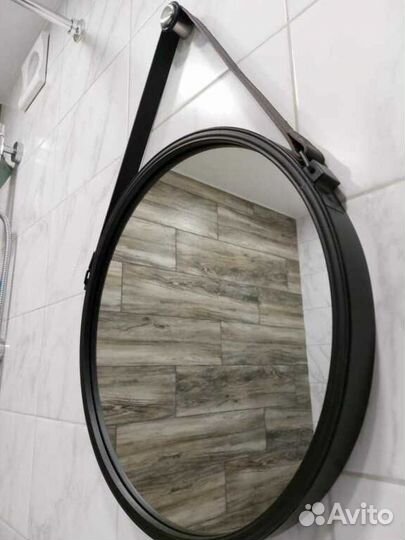 Зеркало на ремне подвесное