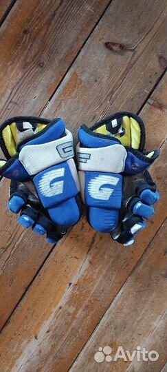 Краги хоккейные