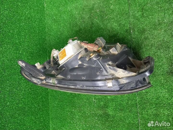 Фара передняя правая Subaru Legacy Lancaster BH