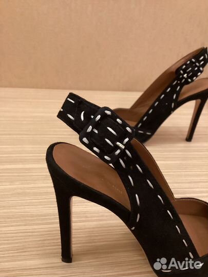 Туфли женские 37 размер Lola Cruz