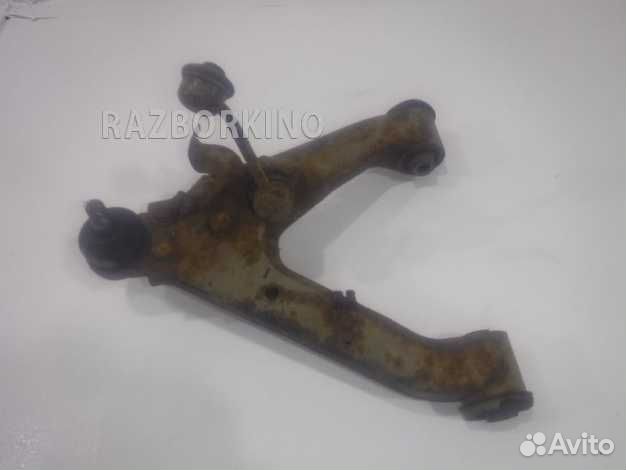 Рычаг задний верхний левый