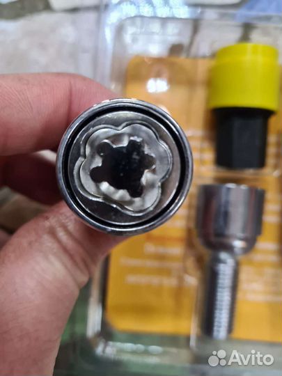 Набор секреток mercedes