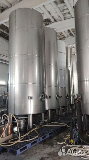 Танк лагерный для хранения пива форфас 3000л