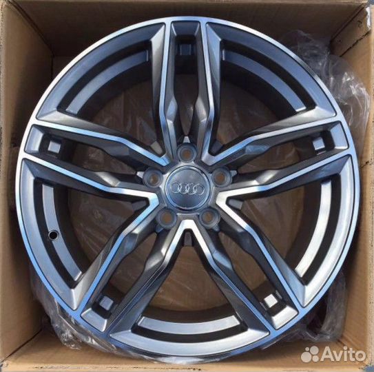 Диски на Ауди Audi Q7 R22