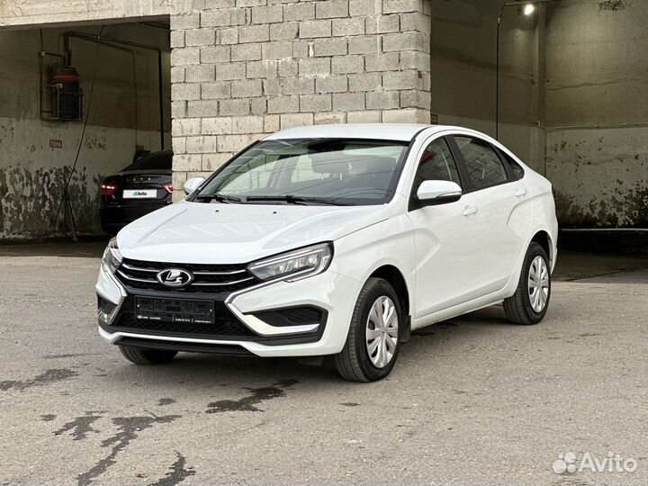 LADA Vesta 1.6 МТ, 2023, 4 000 км