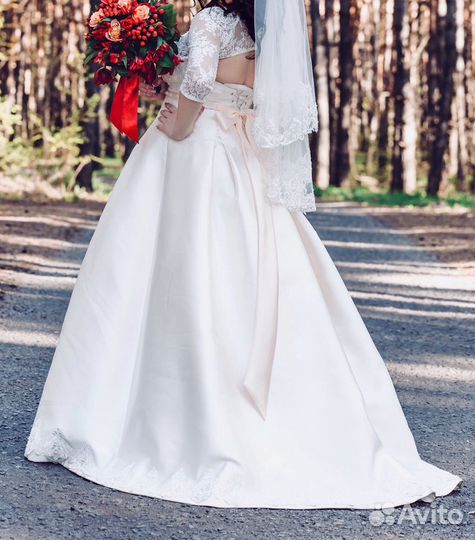 Свадебное платье